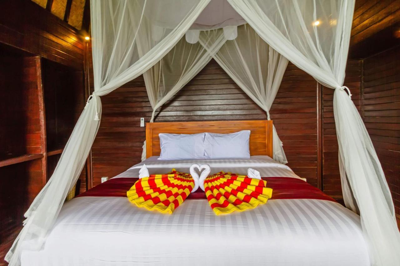 Ocean Hostel Ceningan Island Exterior foto