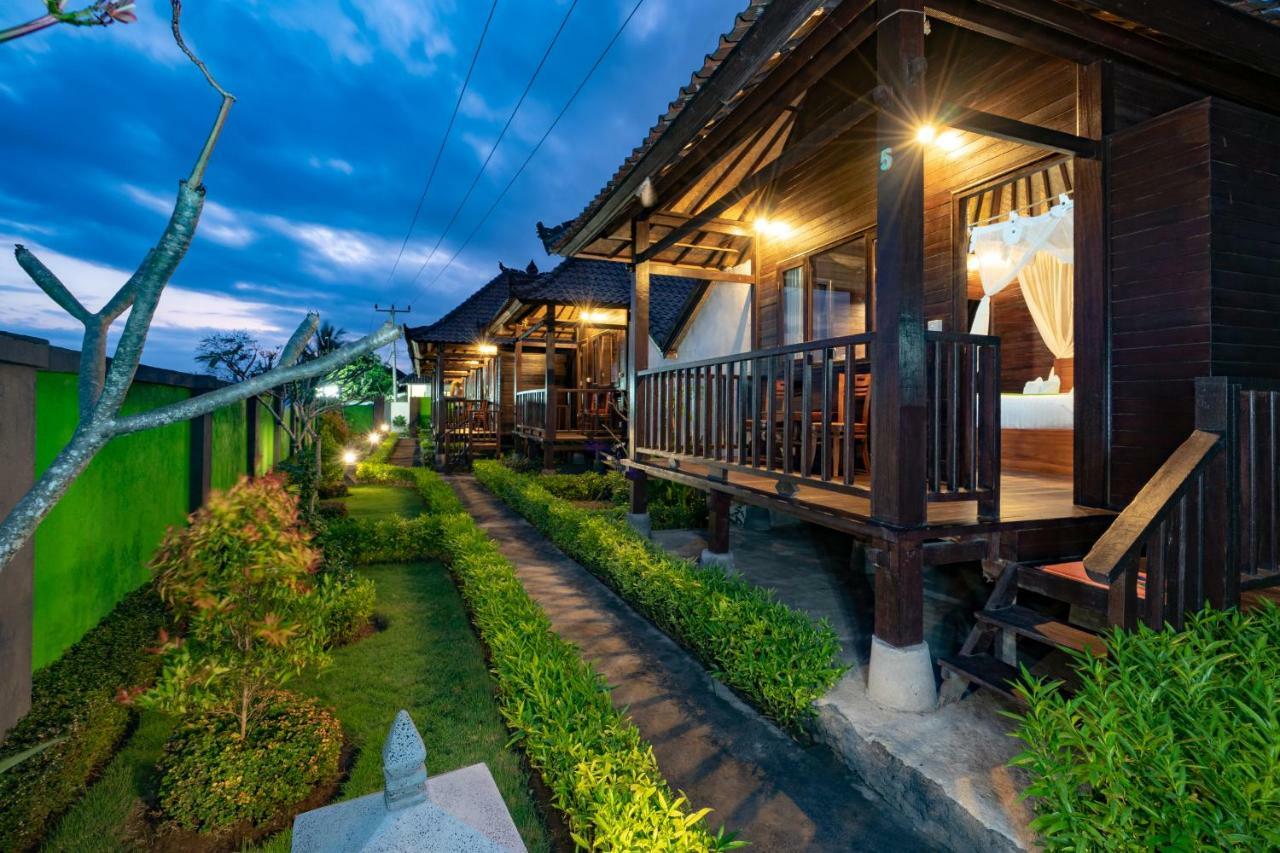 Ocean Hostel Ceningan Island Exterior foto
